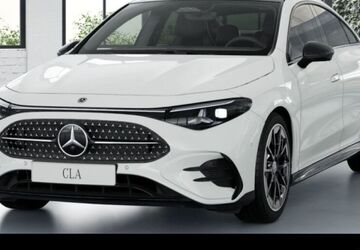 Mercedes-Benz CLA 200 9.900 km 50.490 &euro; Duisburg 47138