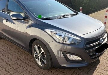 Hyundai i30 175.700 km 6.900 &euro; Duisburg 47167