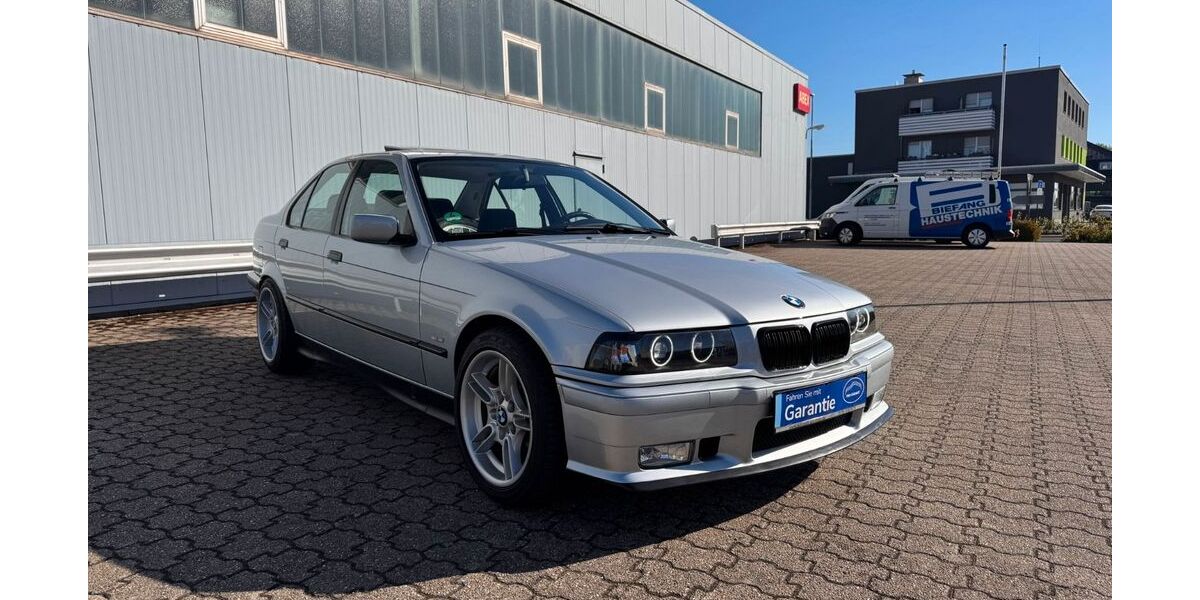 BMW 316 173.000 km 7.990 &euro; Moers 47441