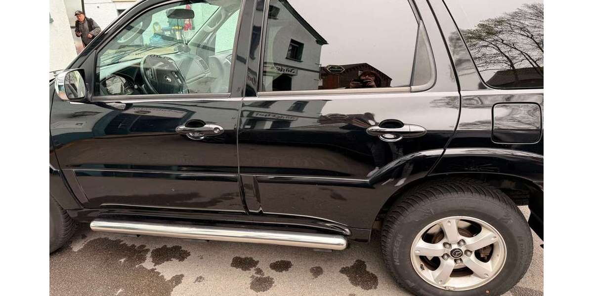 Mazda Tribute 226.679 km 2.500 &euro; Duisburg, Stadt 47228