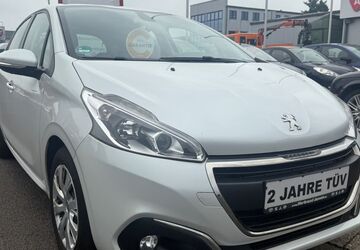 Peugeot 208 140.241 km 5.899 &euro; Geldern 47608